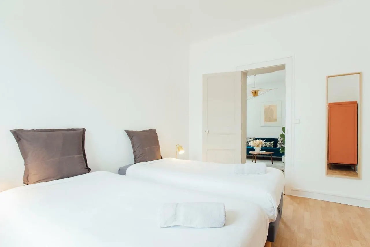 Sandy - 2 Bedrooms Apartment Biarritz France